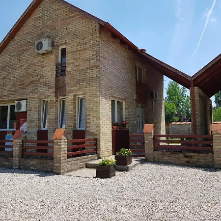 Horgasz-lak Vendeghaz *